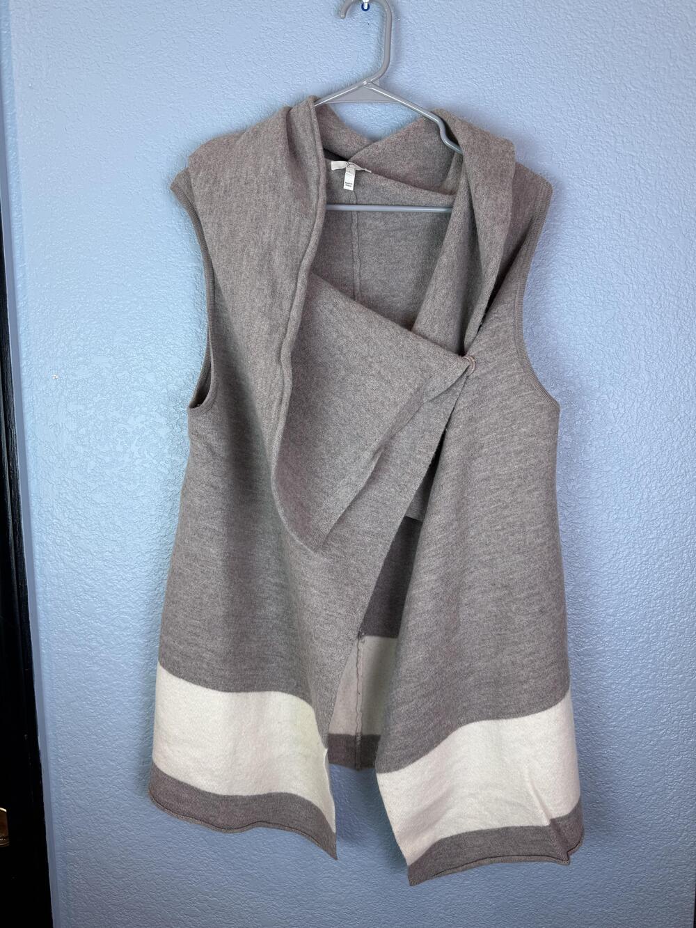 Joie Sweater Vest Womens Large Gray White Wool Hooded Open Front Cozy Layering